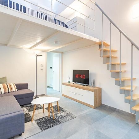 Exclusive Loft Crocetta - Free Private Parking & Wi-Fi - 5 Min To Metro Nizza - Ac Villa Torino Exterior foto